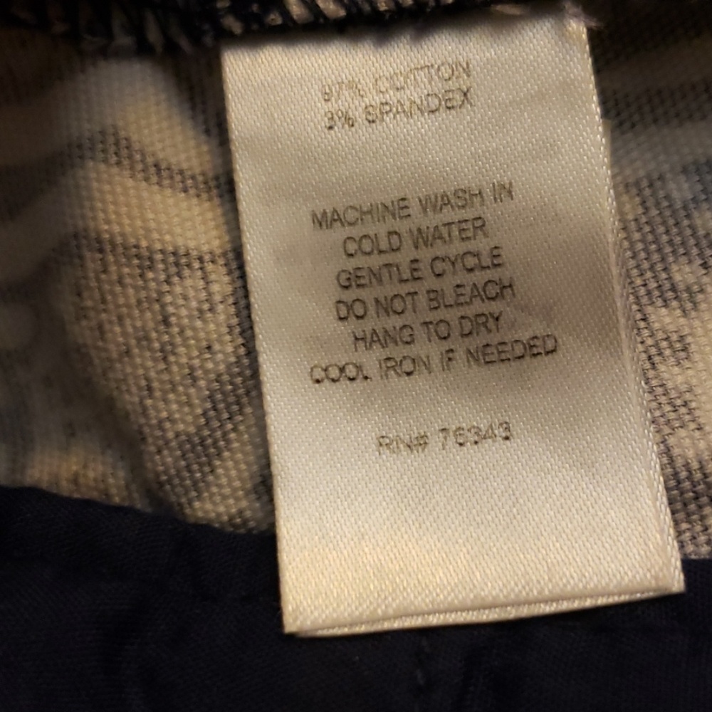 Willie Smith Blue Coral Dressy Shorts  Size 2 - Picture 8 of 8